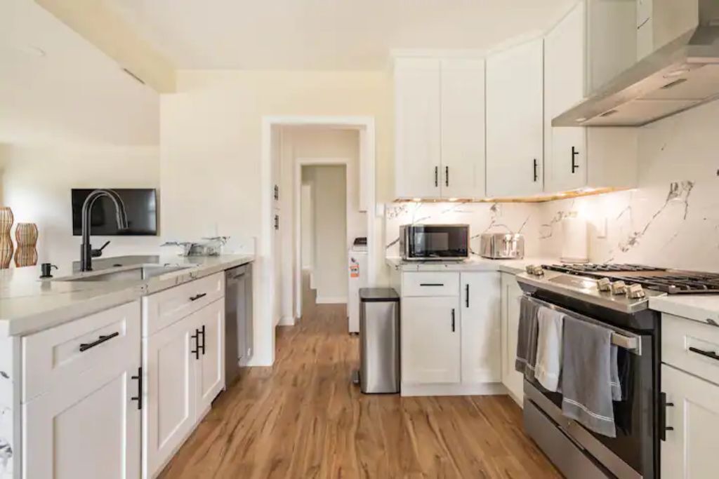 Photo of Kitchen in Del Aire