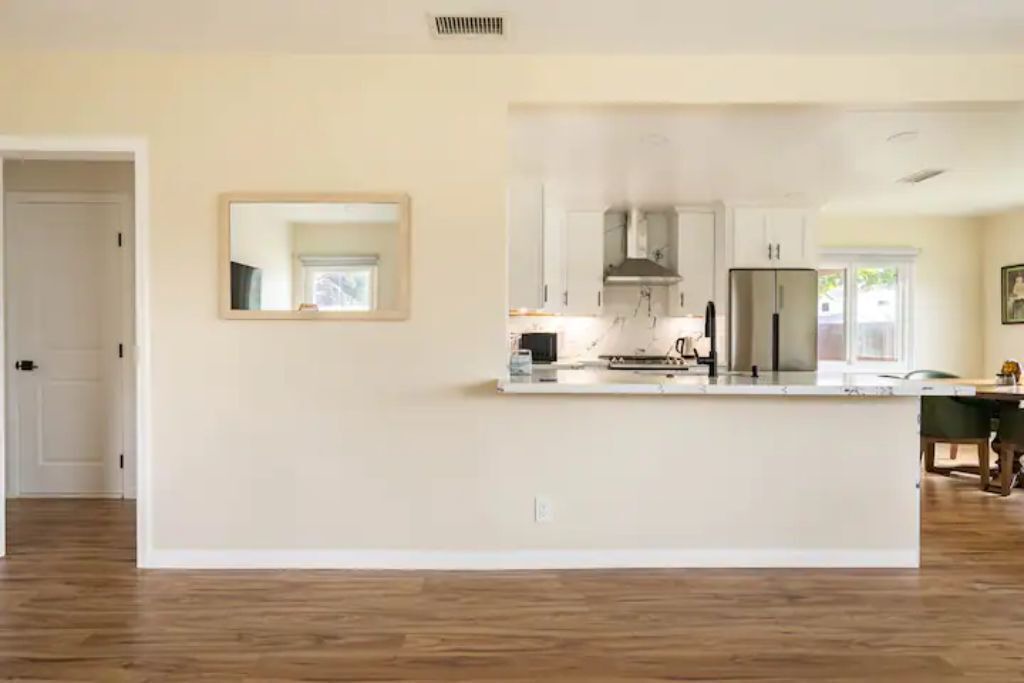 Photo of Kitchen in Del Aire