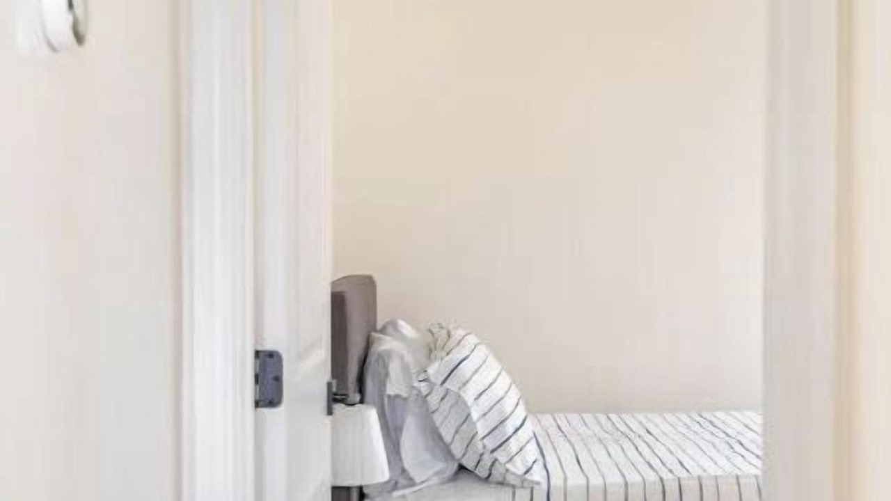 Photo of Bedroom in Del Aire
