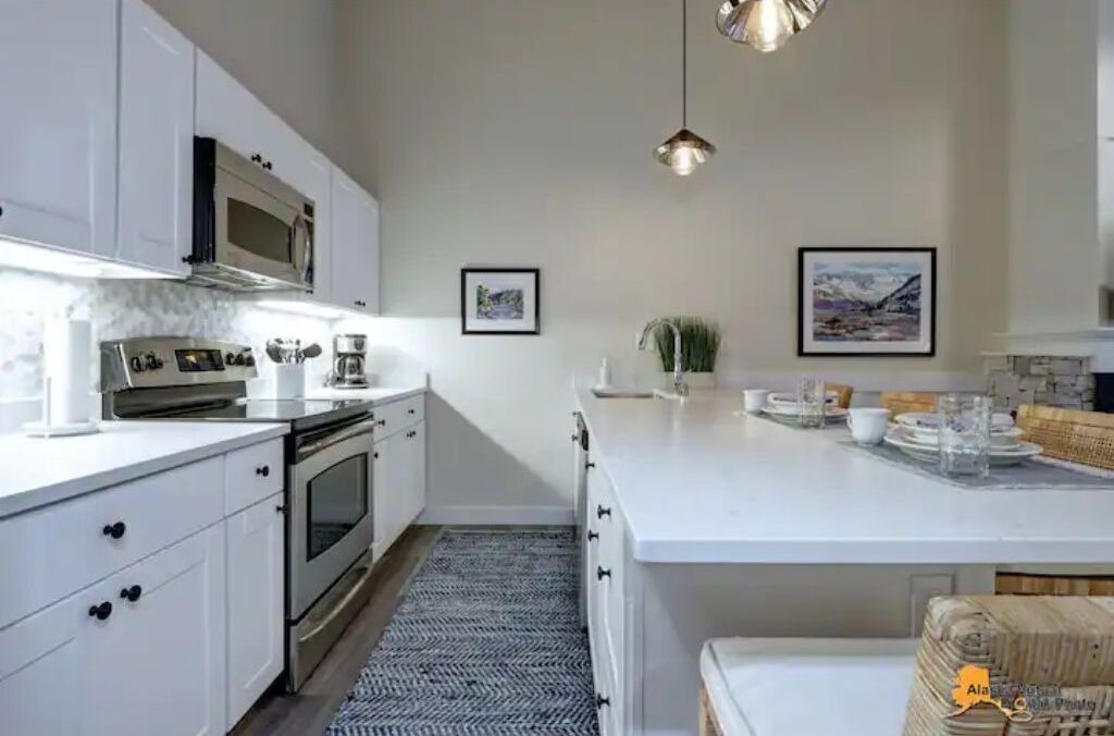 Photo of Kitchen in Midtown Anchorage