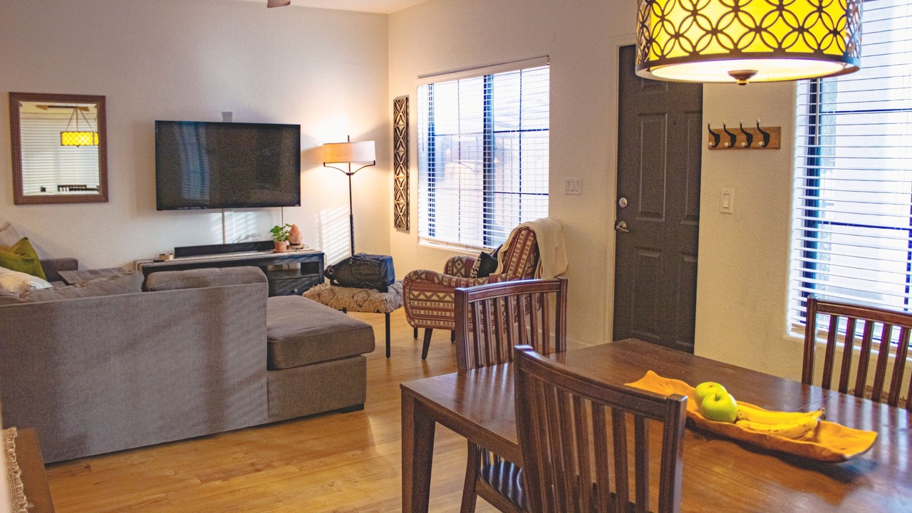 Photo of Livingroom in Paradise Valley Village