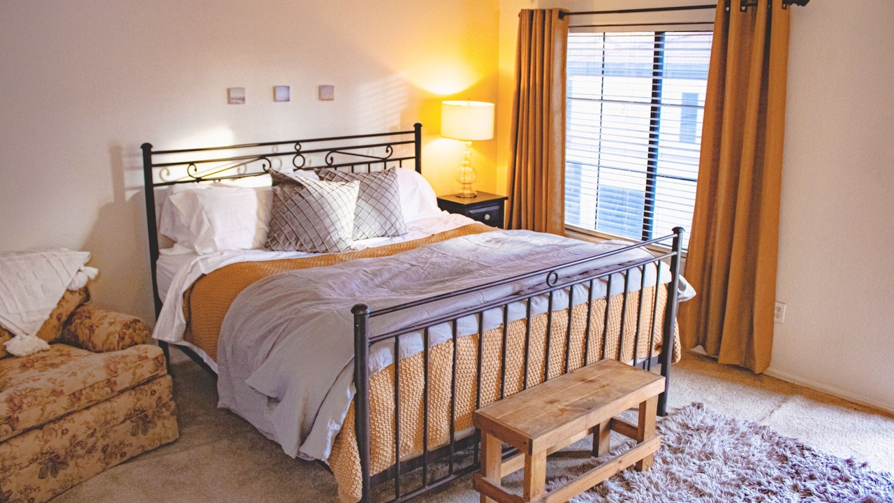 Photo of Bedroom in Paradise Valley Village