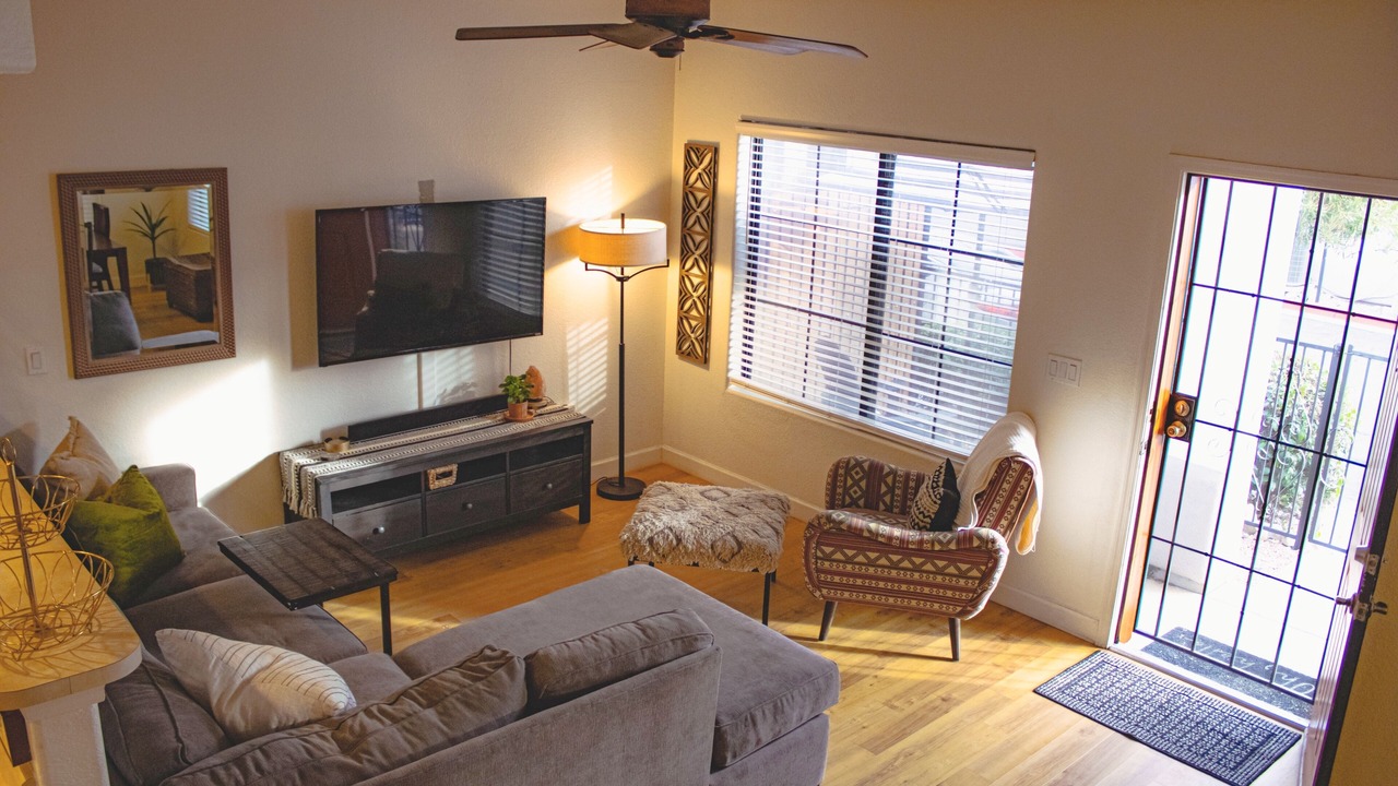 Photo of Livingroom in Paradise Valley Village