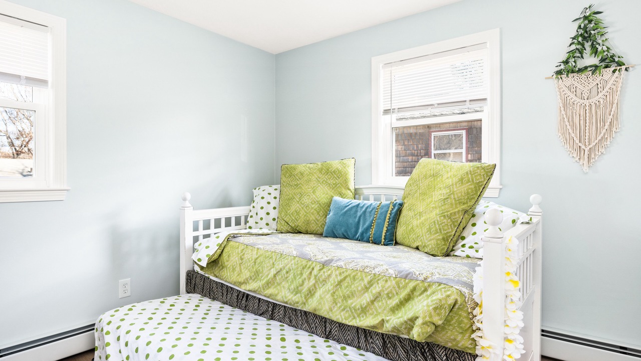 Photo of Bedroom in Saunderstown