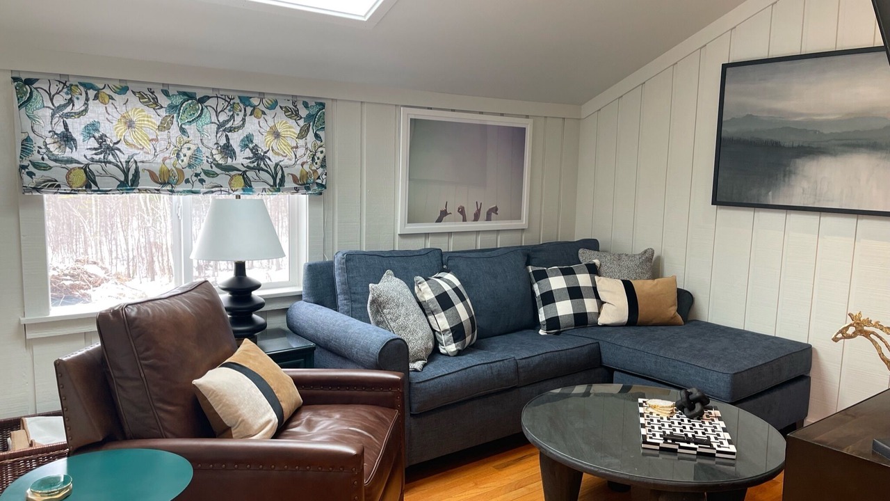 Photo of Livingroom in Manchester Center