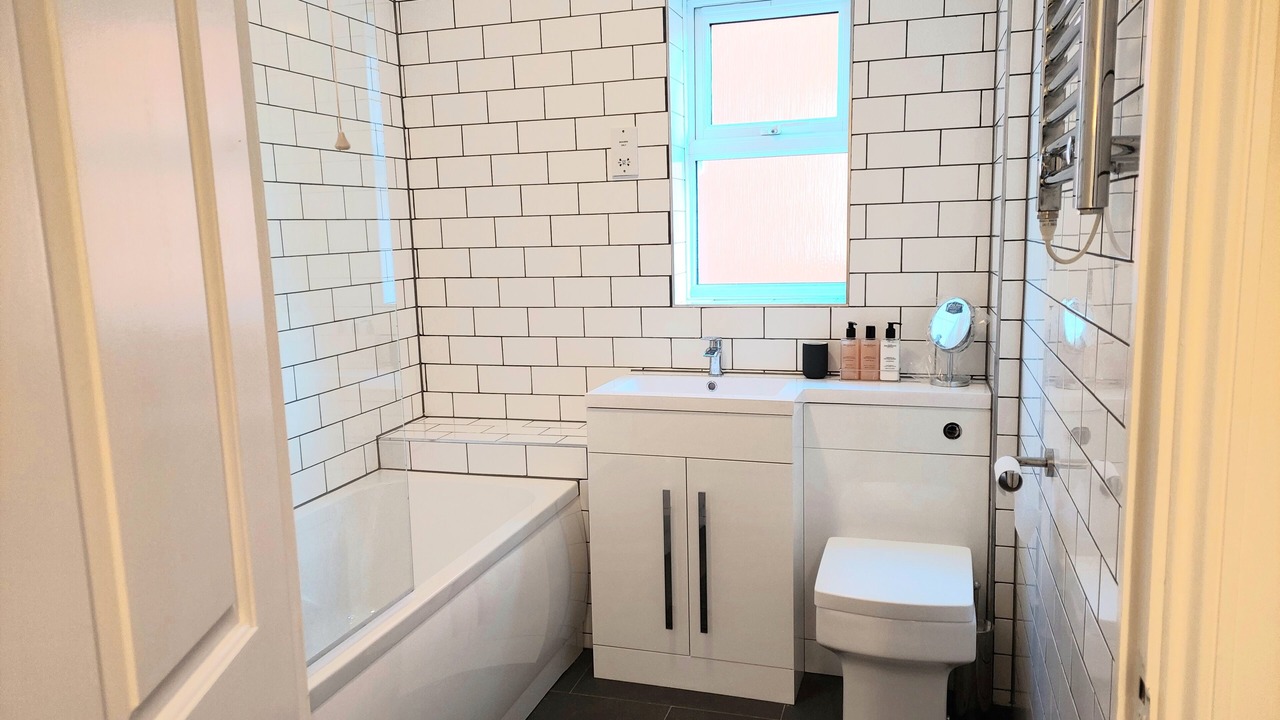 Photo of Bathroom in Tooting