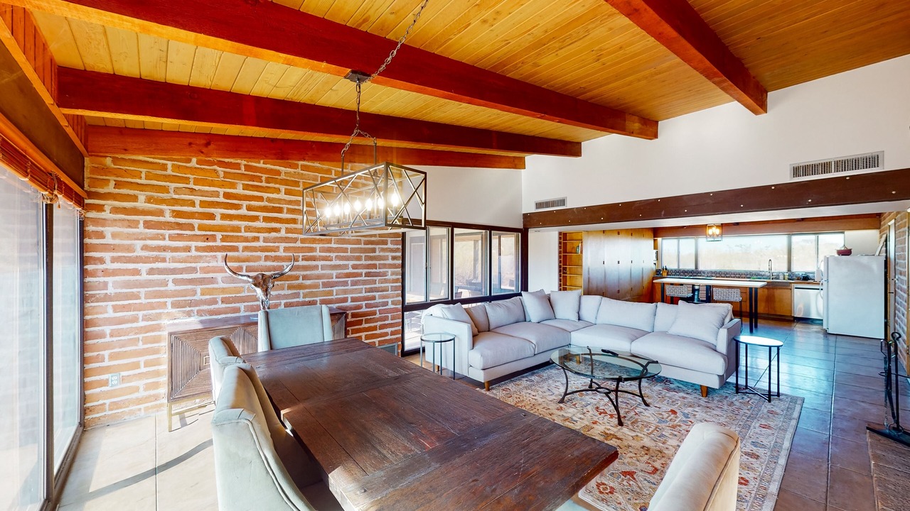 Photo of Livingroom in Tucson