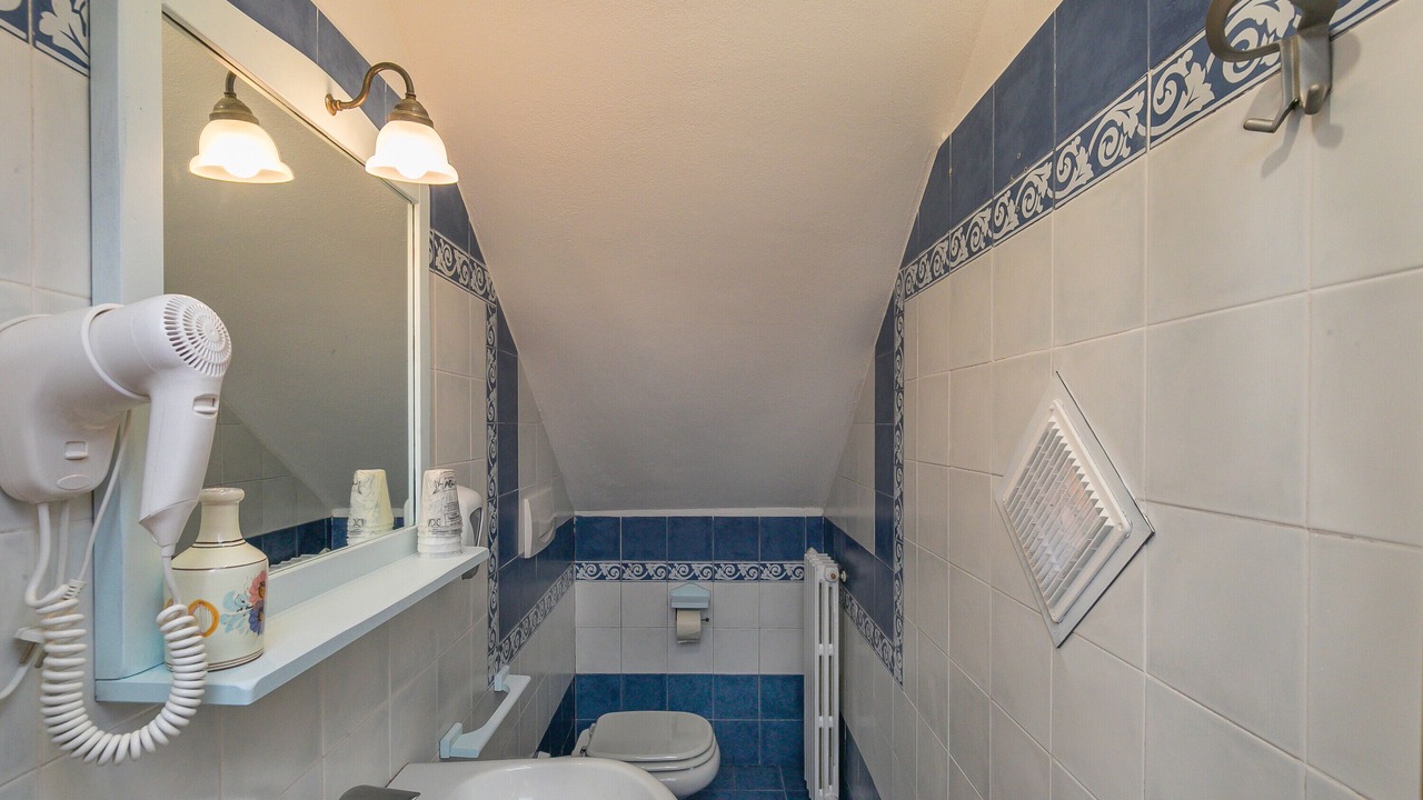 Photo of Bathroom in Cecina