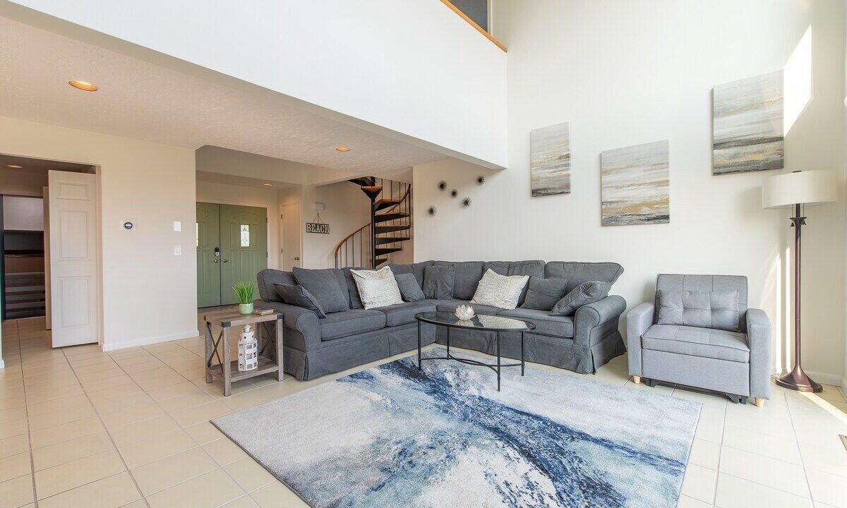 Photo of Livingroom in Point Judith