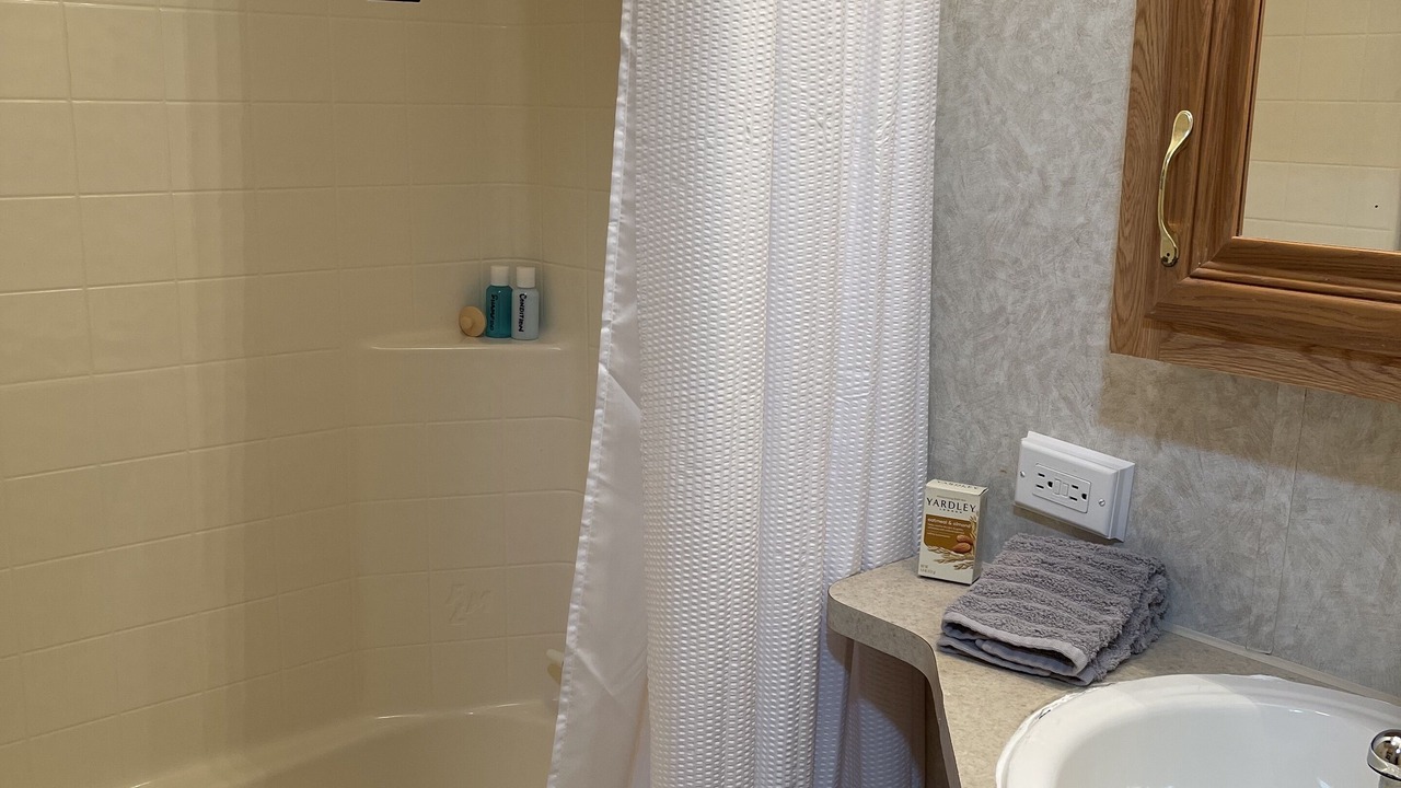Photo of Bathroom in Hiawassee