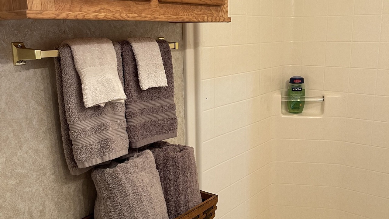 Photo of Bathroom in Hiawassee