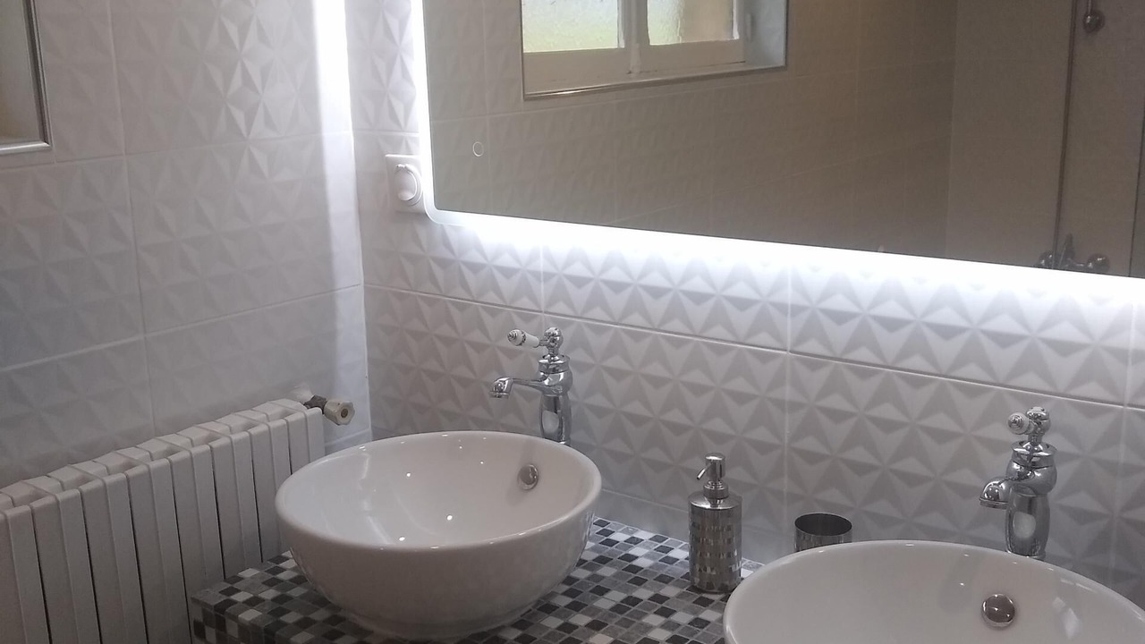 Photo of Bathroom in Lunay