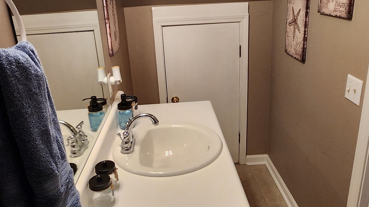 Photo of Bathroom in Guntersville
