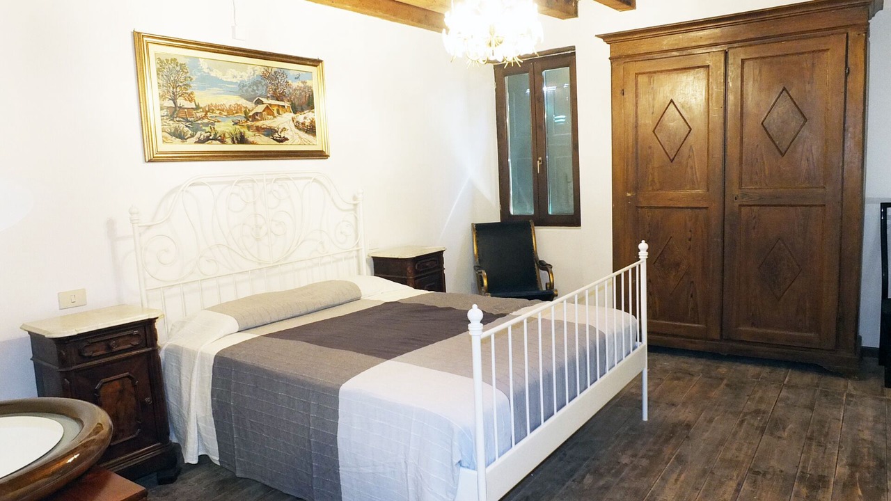 Photo of Bedroom in Valeggio sul Mincio