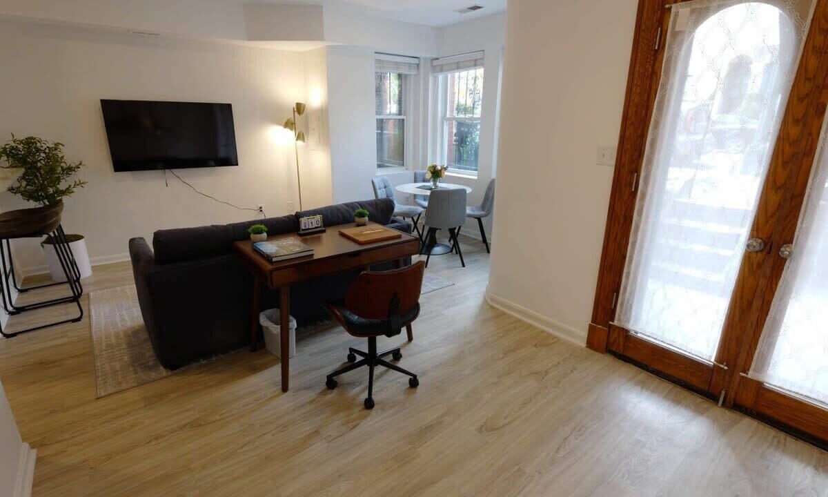 Photo of Bedroom in Shaw