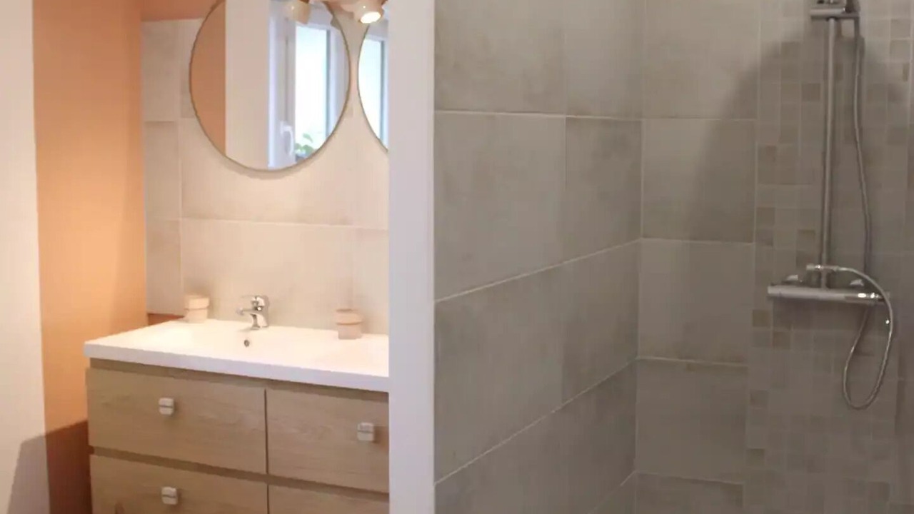 Photo of Bathroom in Veuves