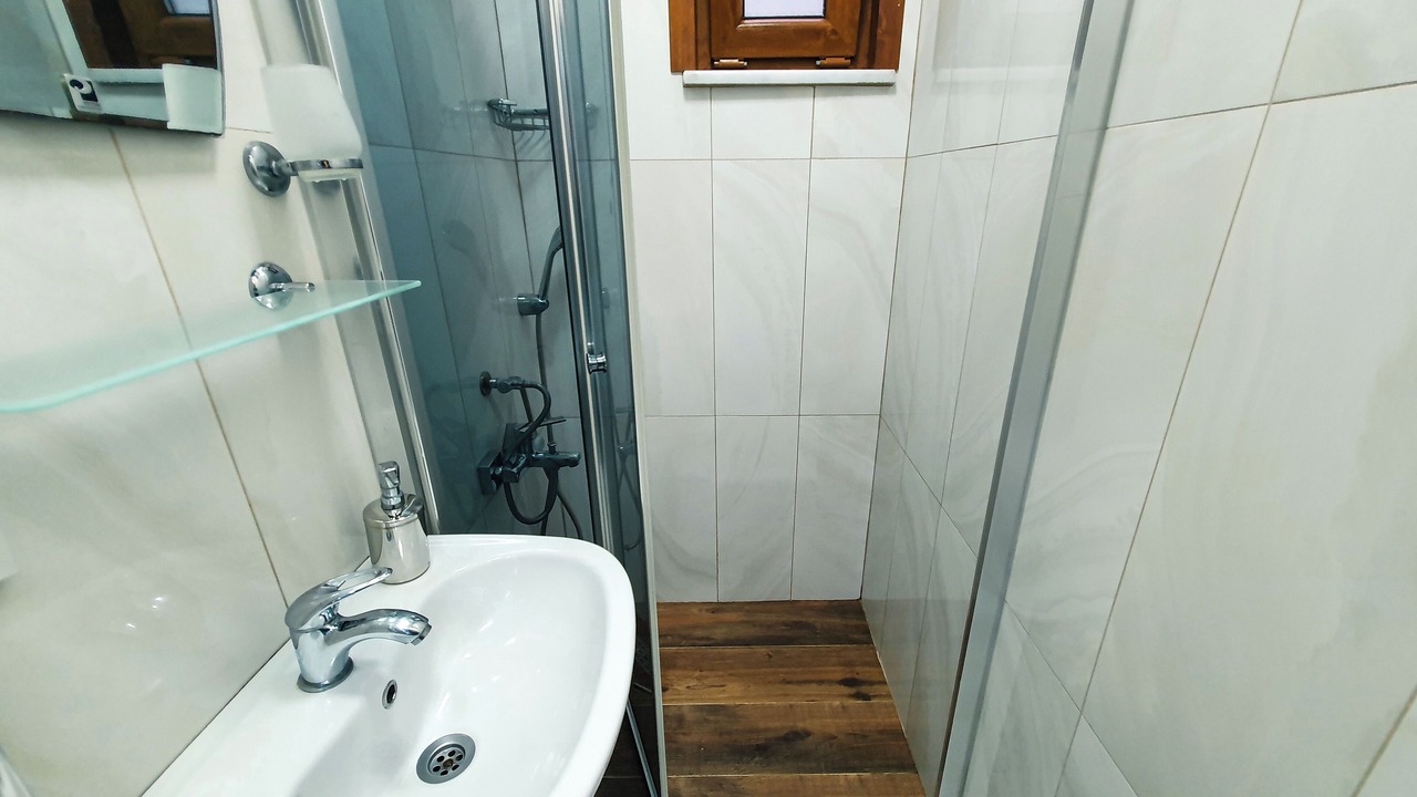 Photo of Bathroom in Cihangir