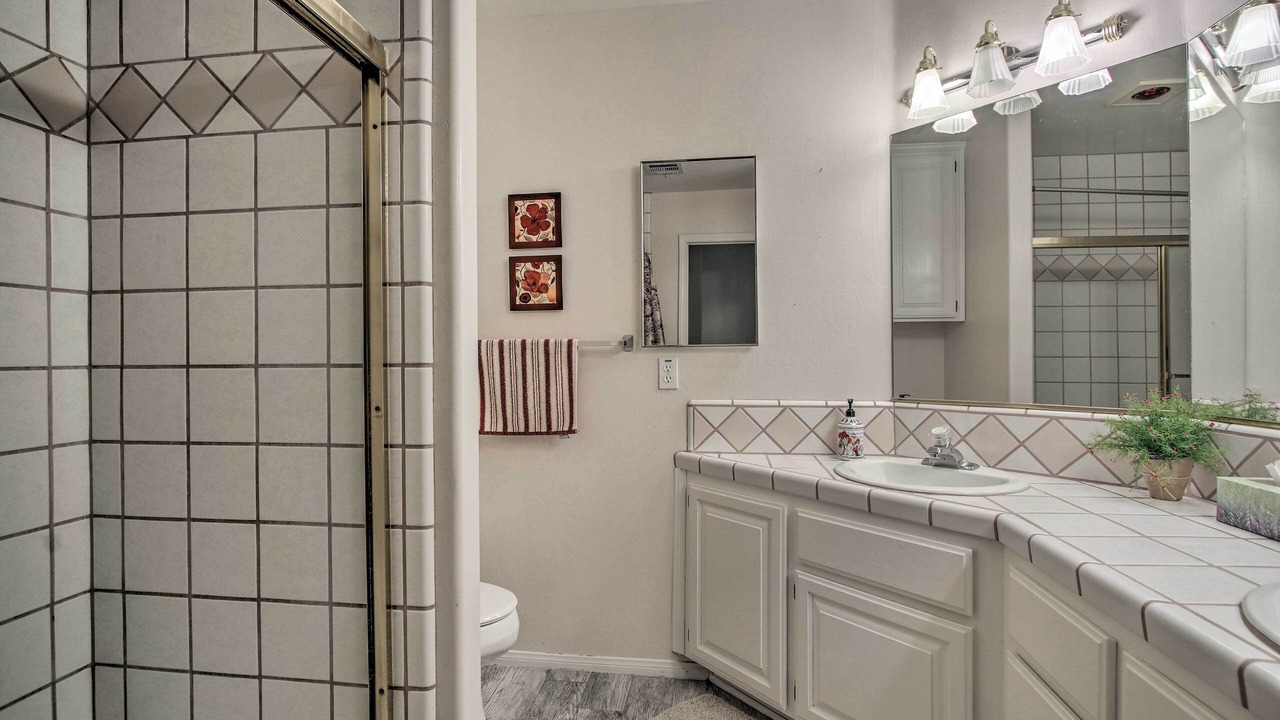 Photo of Bathroom in Tehachapi