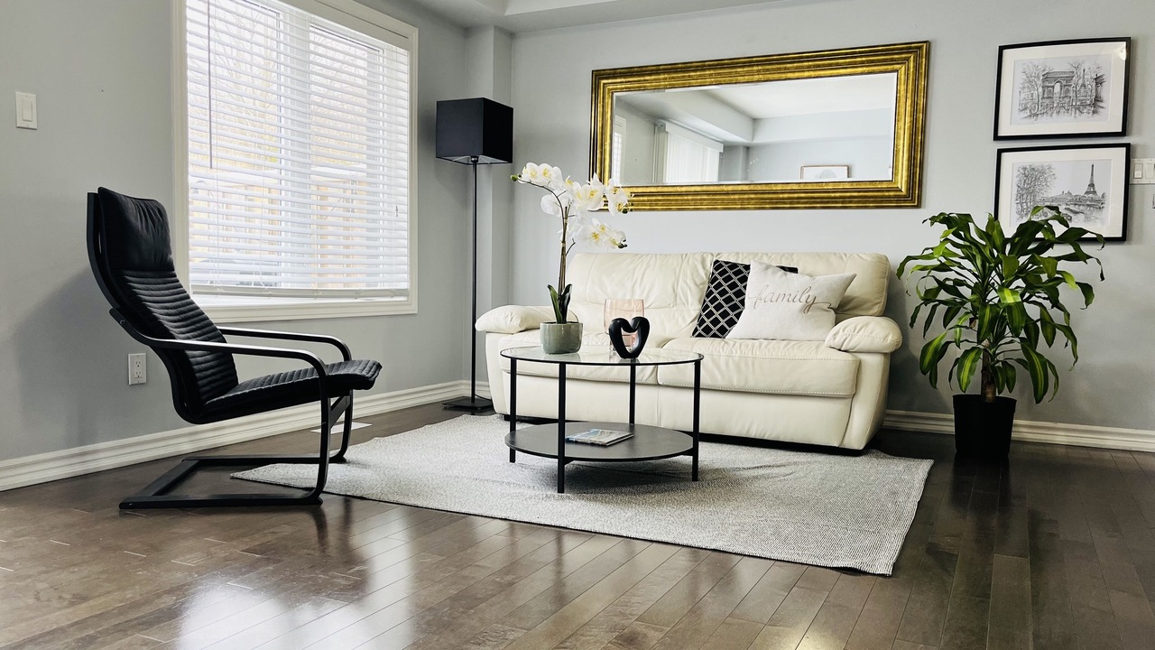 Photo of Livingroom in Guelph