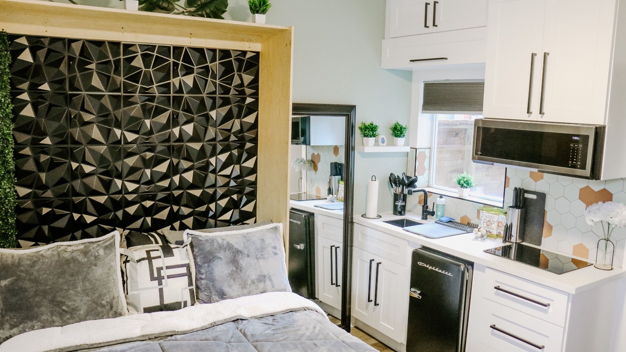 Photo of Bedroom in Midtown