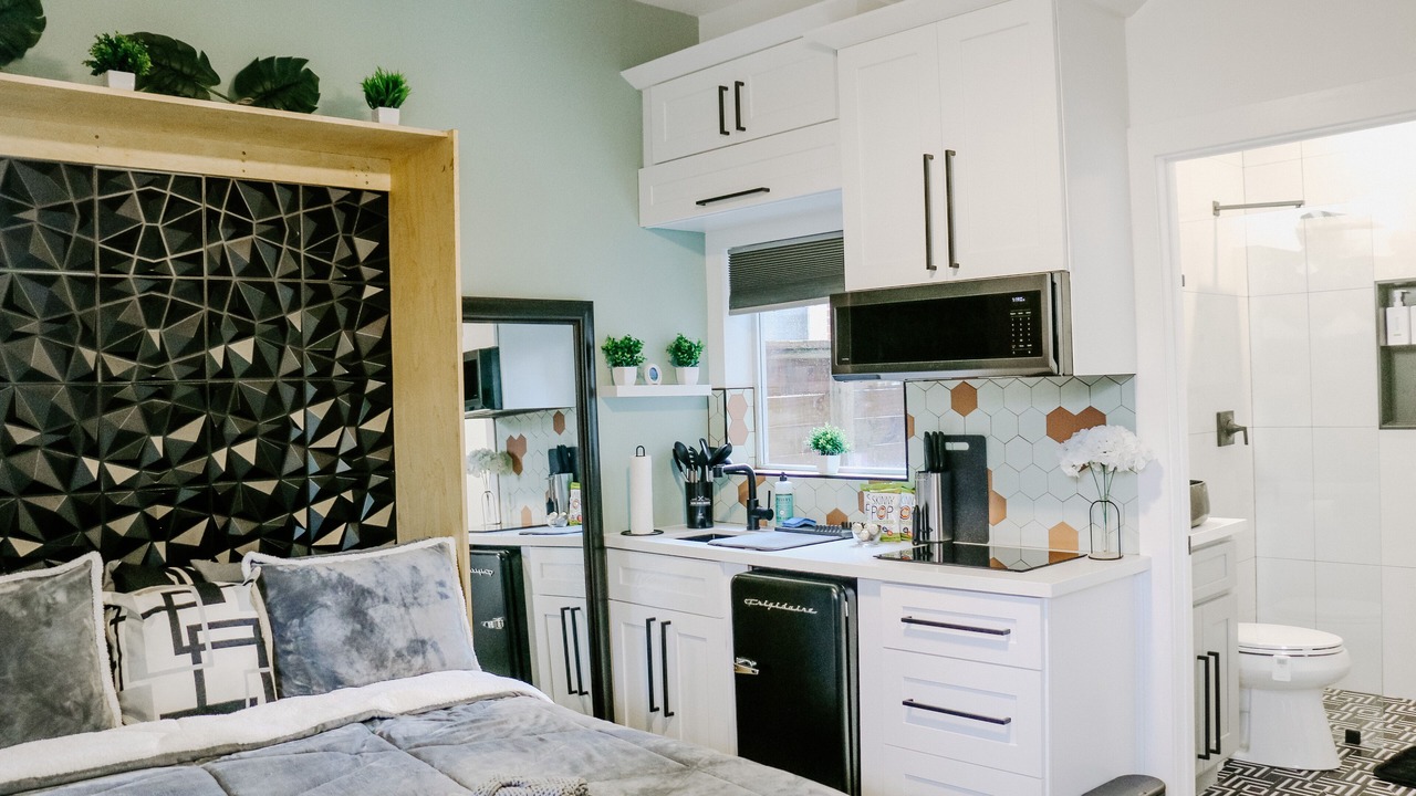 Photo of Bedroom in Midtown