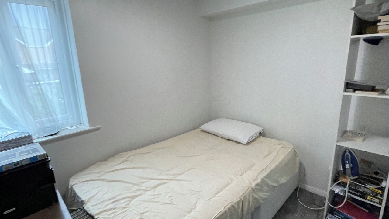 Photo of Bedroom in Evelyn