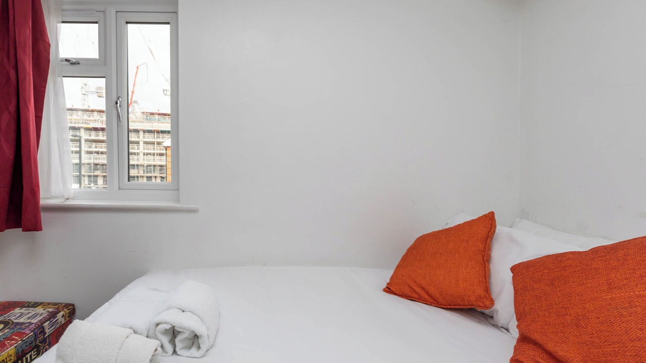 Photo of Bedroom in Evelyn