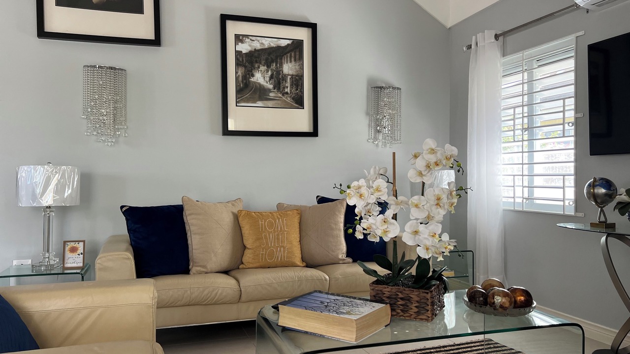 Photo of Livingroom in St. Ann's Bay