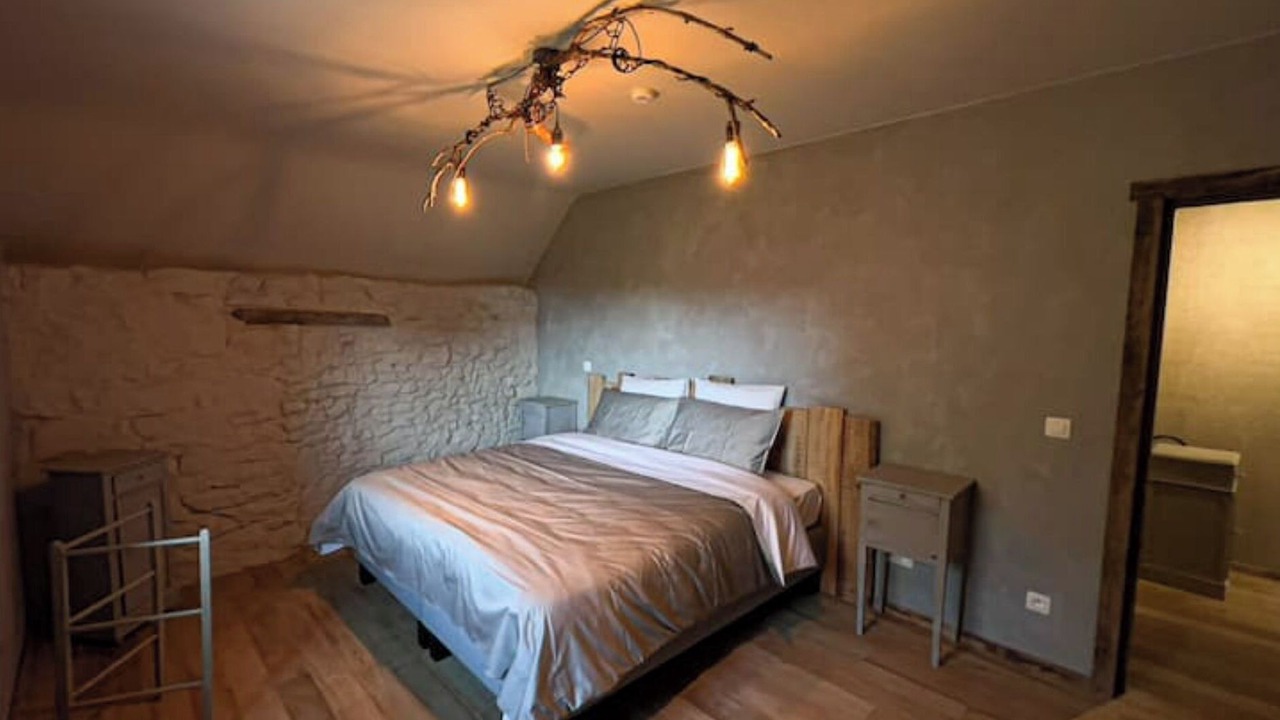 Photo of Bedroom in Bohon
