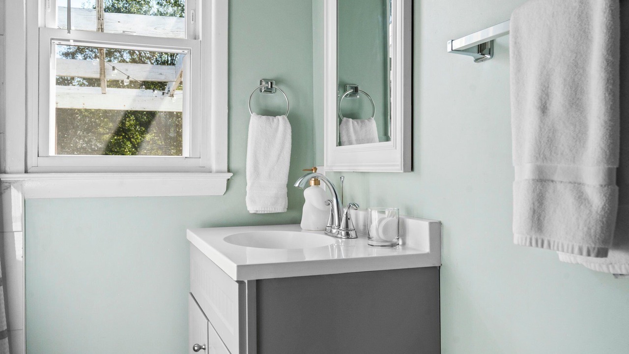 Photo of Bathroom in Lincolnia