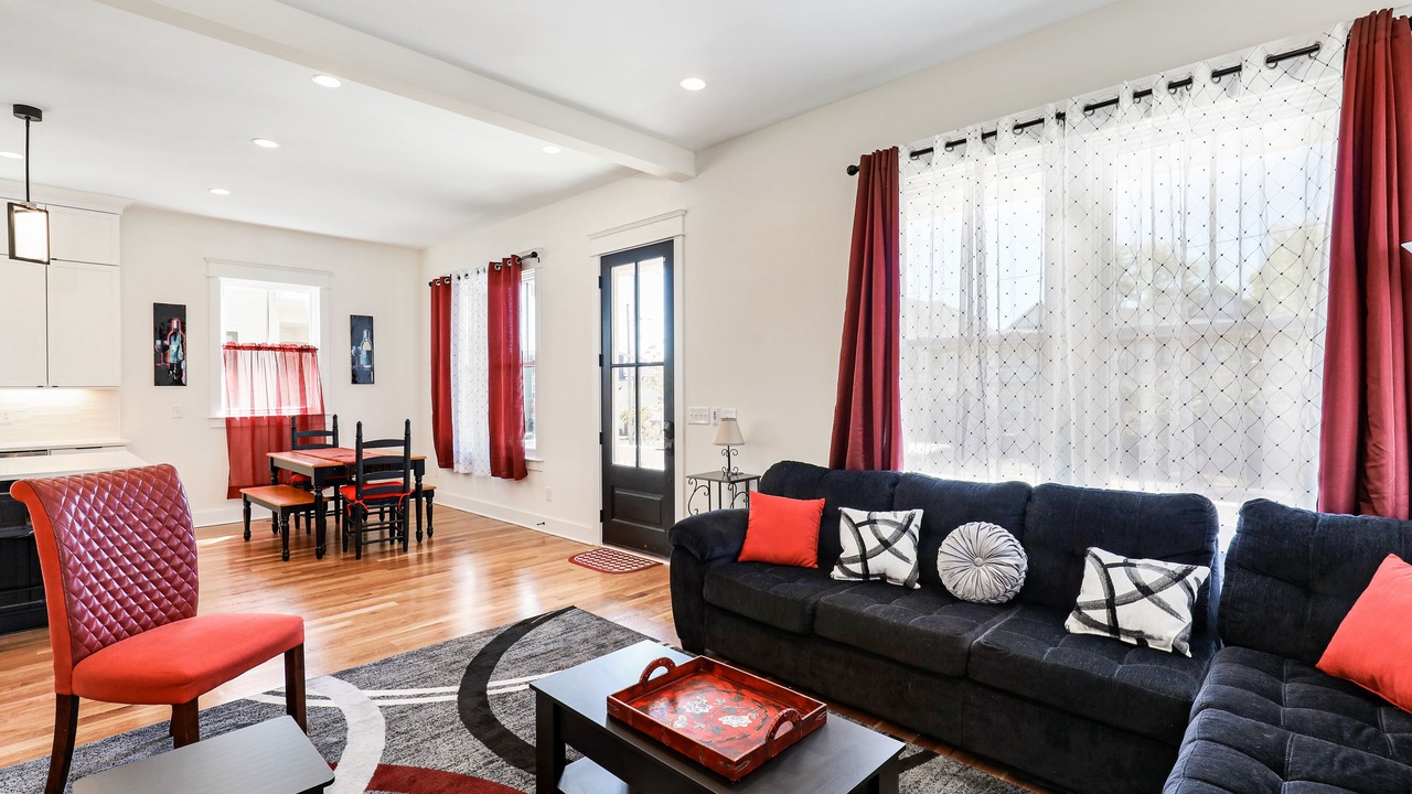 Photo of Livingroom in Salemtown