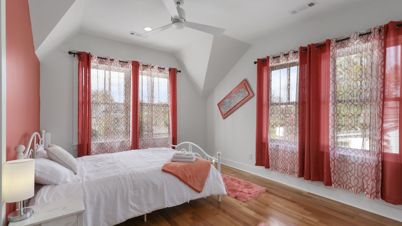 Photo of Bedroom in Salemtown