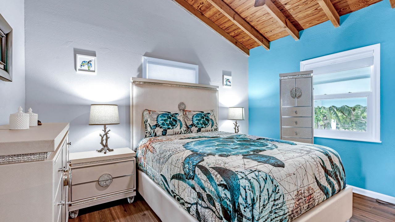 Photo of Bedroom in Breezeswept Beach Estates