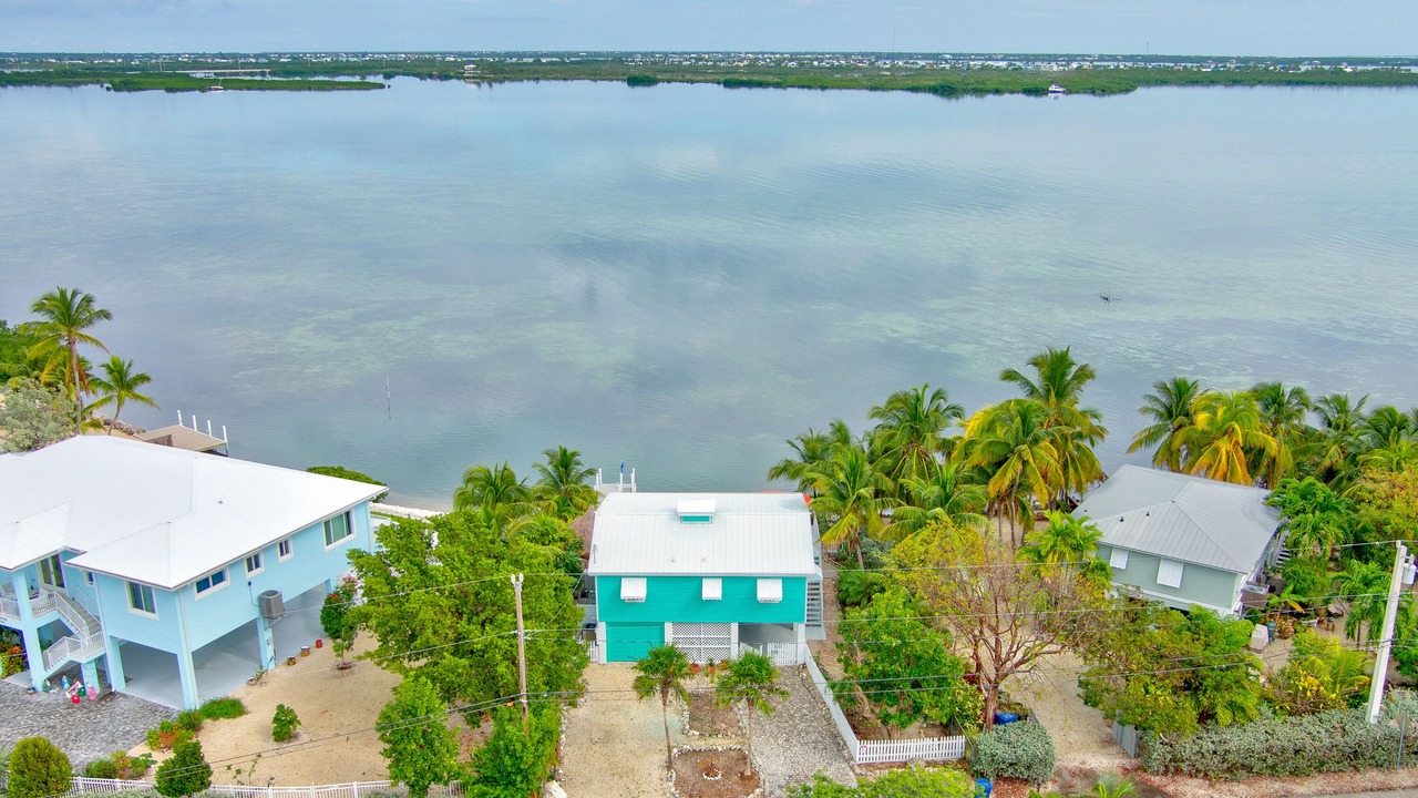 Photo of Outdoor in Breezeswept Beach Estates