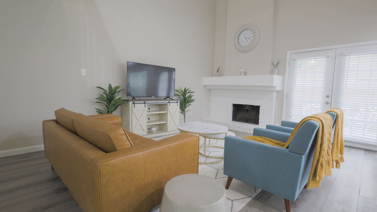 Photo of Livingroom in George Bush Park/Eldridge