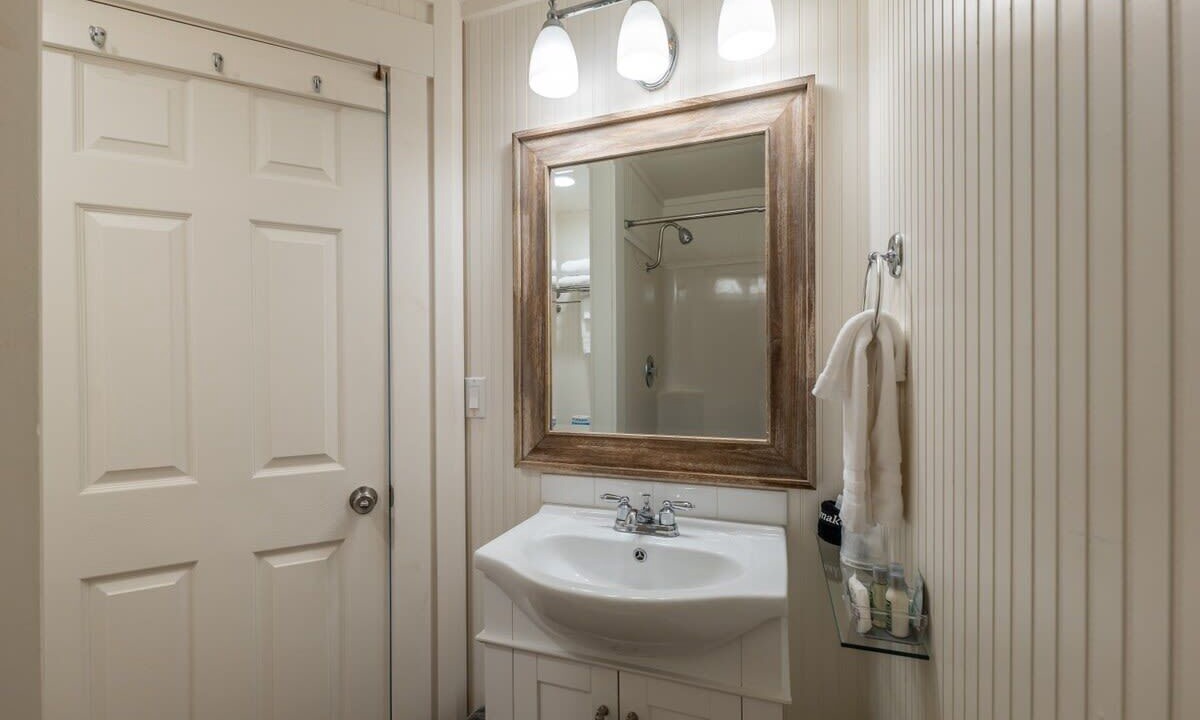 Photo of Bathroom in Bandon