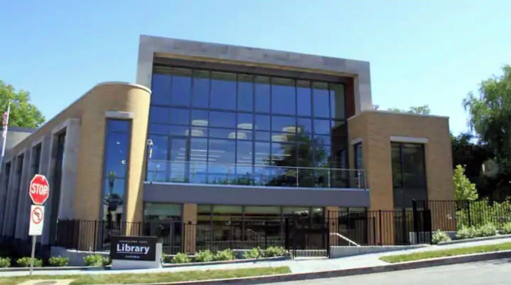 Photo of Outdoor in Forest Hills
