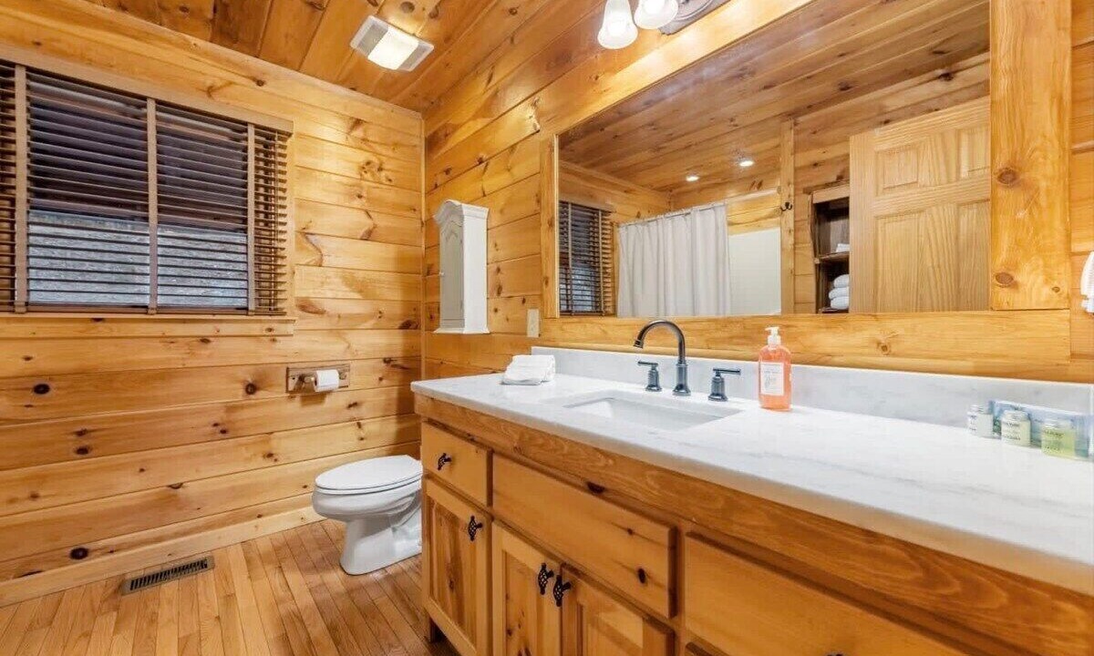 Photo of Bathroom in Necowa Cove
