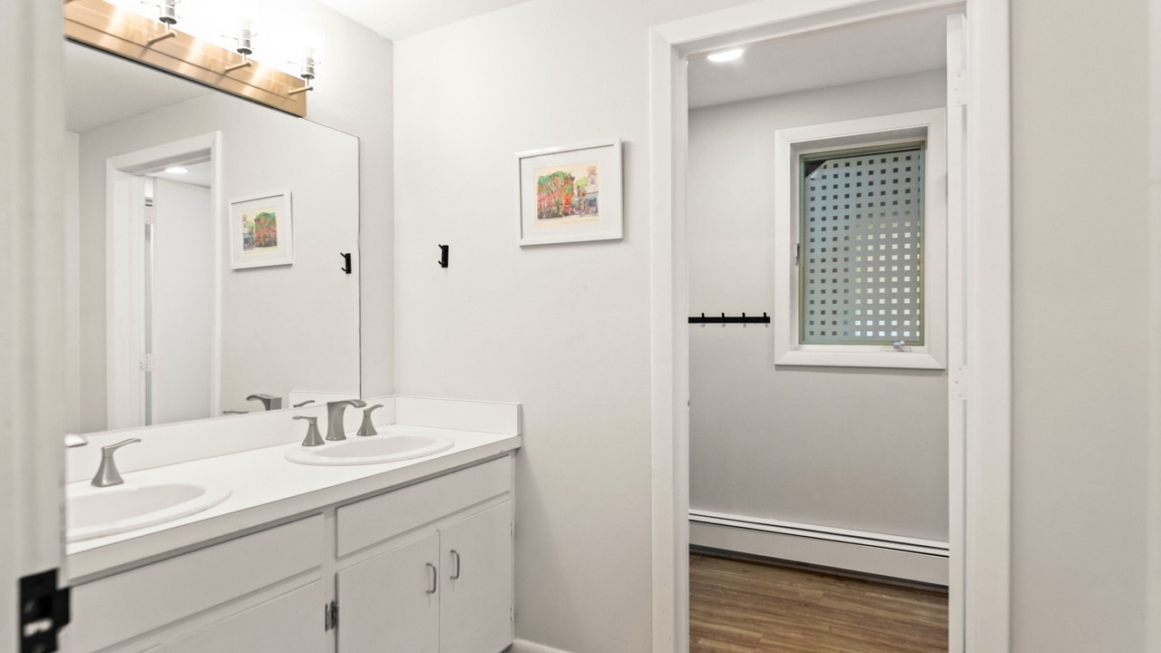 Photo of Bathroom in Winhall