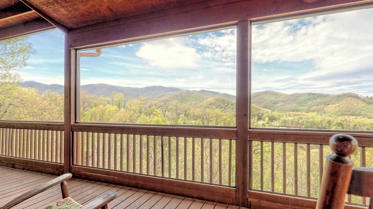 Photo of Outdoor in Hayesville