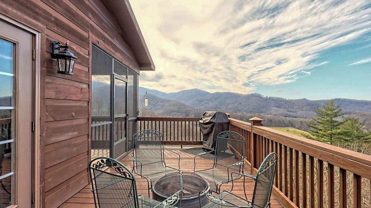 Photo of Outdoor in Hayesville