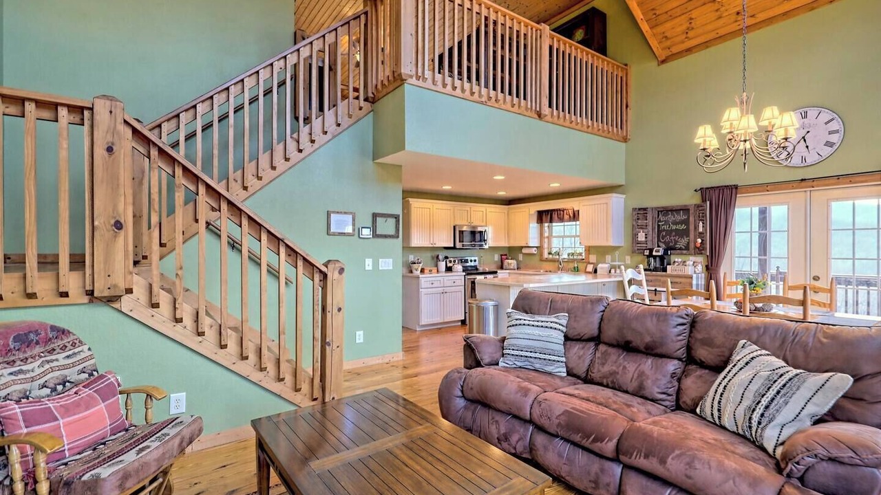 Photo of Livingroom in Hayesville
