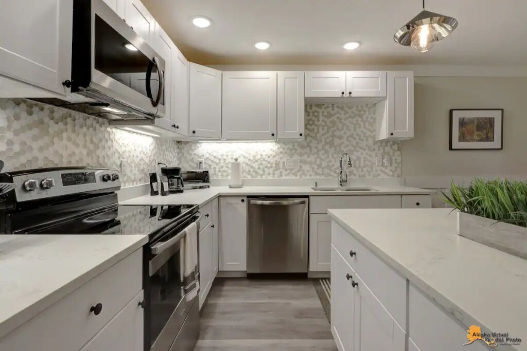 Photo of Kitchen in Midtown Anchorage