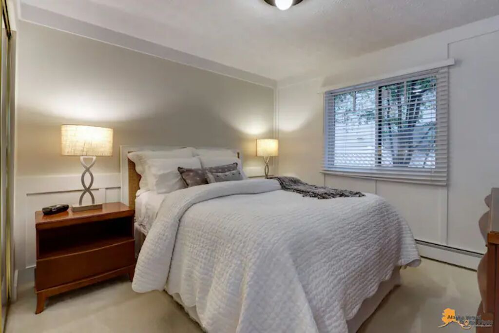Photo of Bedroom in Midtown Anchorage