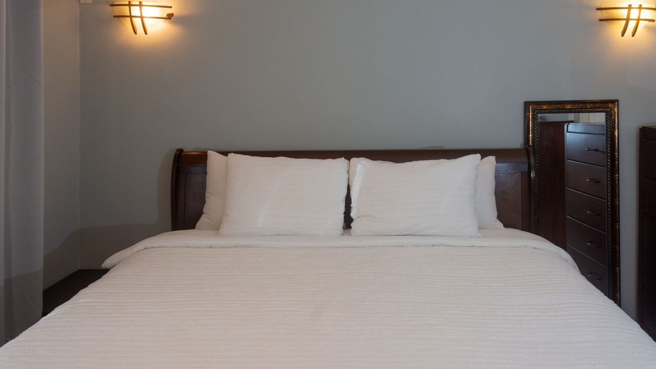 Photo of Bedroom in Orange Bay