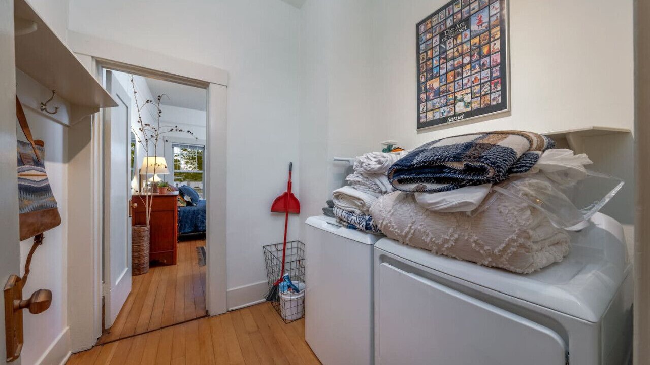 Photo of Bedroom in West University