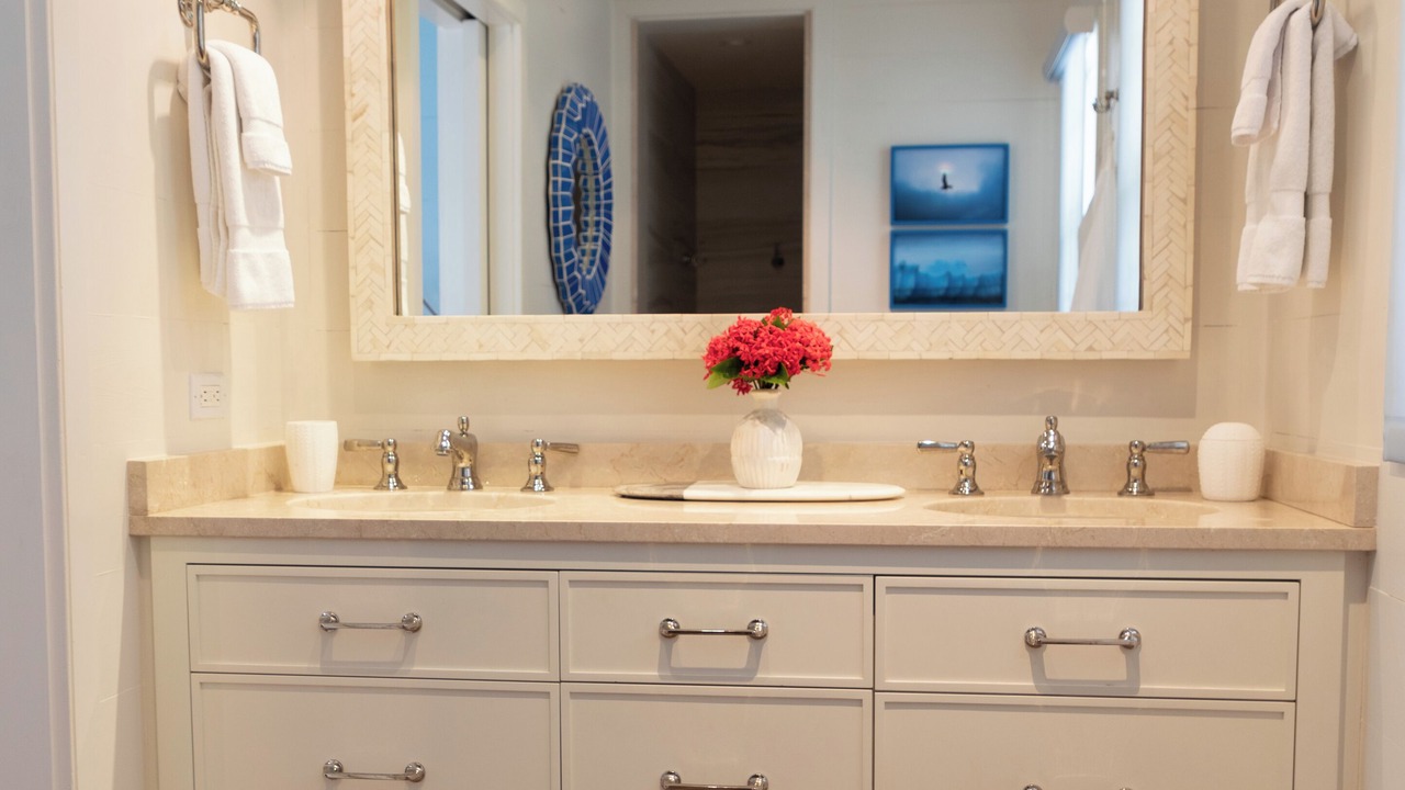 Photo of Bathroom in Dunmore Town