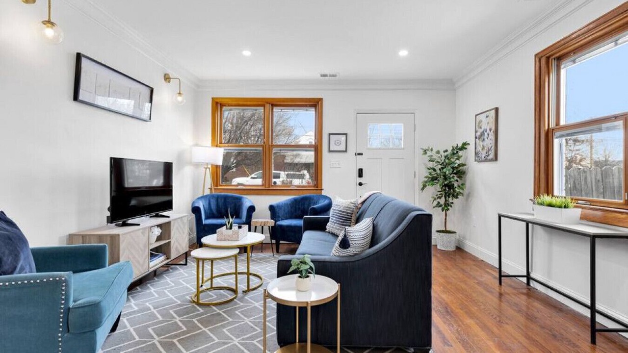 Photo of Livingroom in Arlington