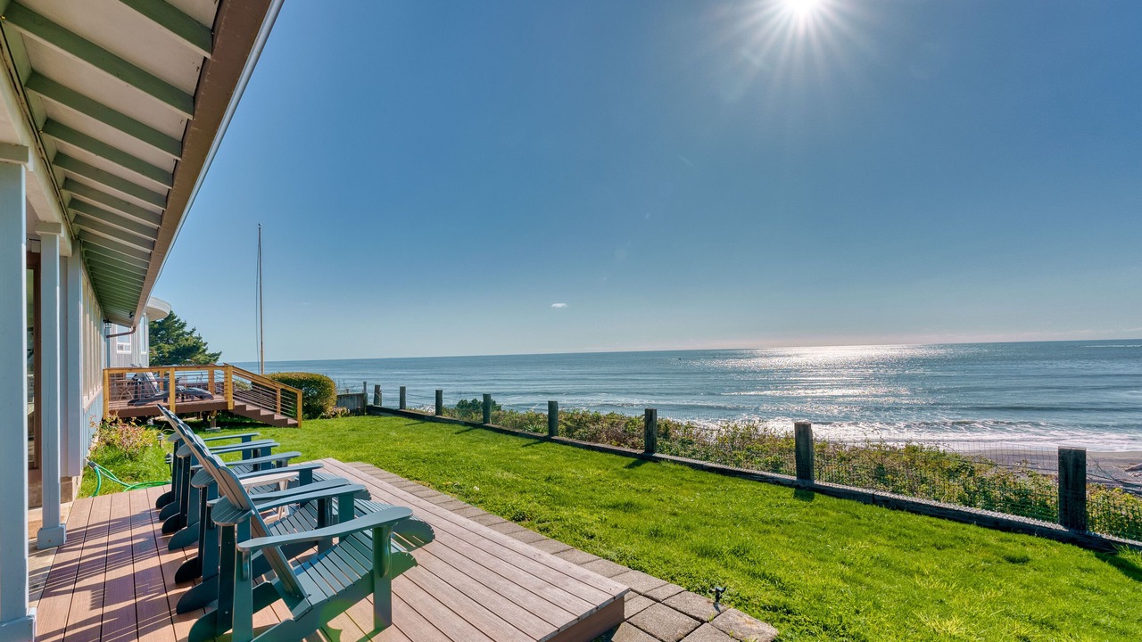 Photo of Patio Balcony in Harbor