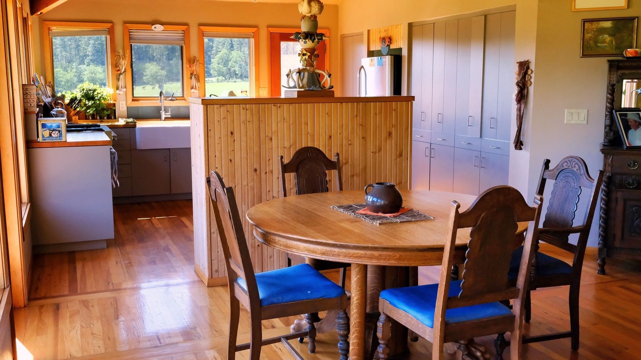 Photo of Bedroom in Butte Falls